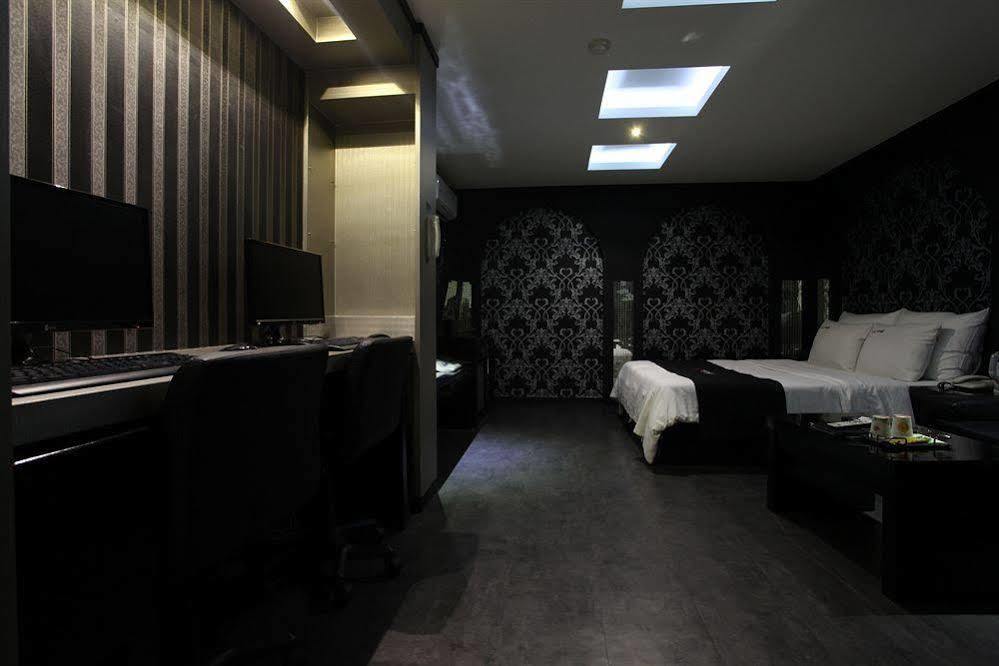 Hotel Tomgi Seoul Exteriör bild